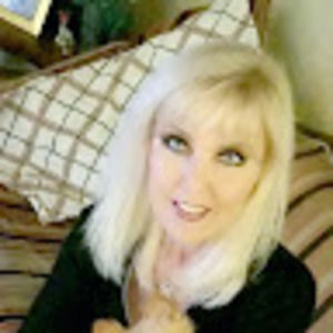 Meet your Posher, Teresa